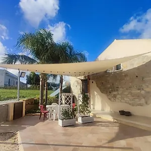 Appartamento Casale Sammartano, Ummari
